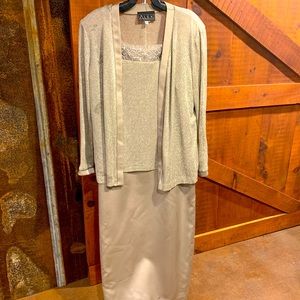 Alex Evenings Gown